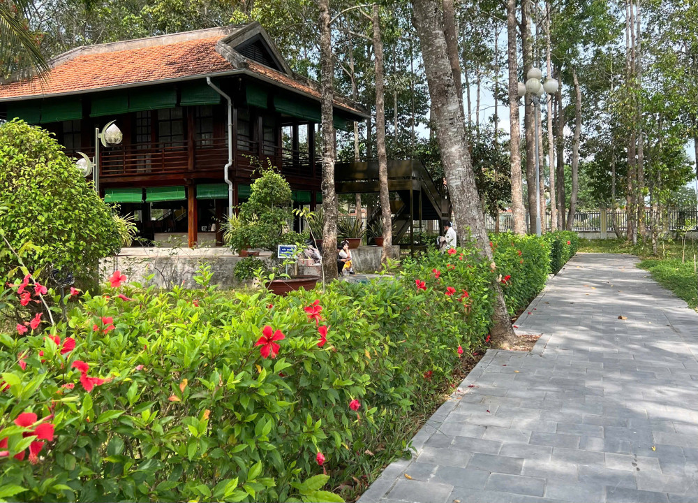 Những địa chỉ đỏ in đậm dấu ấn Người