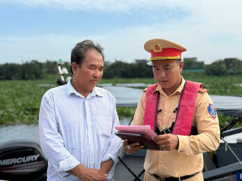 Long An: Tổng kiểm soát phương tiện vận chuyển cát, sỏi trái phép