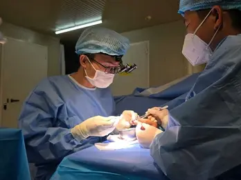 Vietnamese medical team in South Sudan saves nearly severed finger in complex surgery Vietnamese medical team in South Sudan saves nearly severed finger in complex surgery