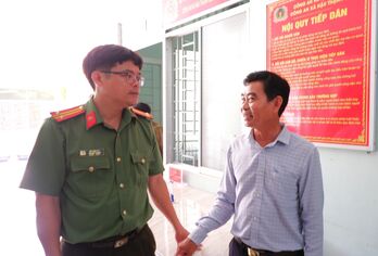 Tân Thạnh - Quyết tâm cao trong tinh gọn bộ máy