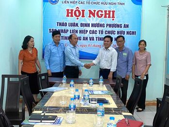 Thường trực Liên hiệp các tổ chức hữu nghị tỉnh Long An – tỉnh Tây Ninh triển khai quán triệt và định hướng phương án sáp nhập