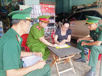 Tuyên truyền người dân phòng, chống buôn lậu