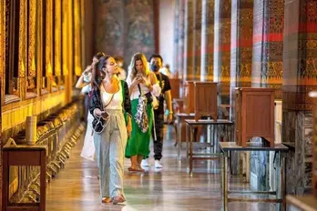 Thailand launches 400-million-USD tourism stimulus package