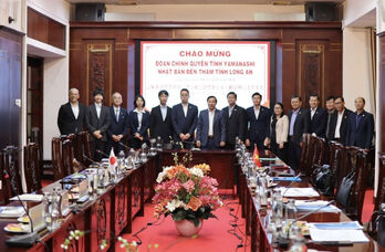 Long An Provincial leaders receive Yamanashi delegation (Japan)