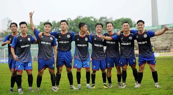 Giải bóng đá Cúp Truyền hình Long An lần thứ IV năm 2025: 4 đội bóng vào bán kết - nhận diện những anh tài