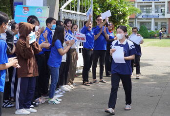 Tiếp sức mùa thi - Sự đồng hành, sẻ chia và trách nhiệm