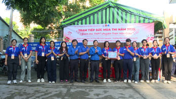 Hơn 1.000 thanh niên tình nguyện tham gia 'Tiếp sức mùa thi'