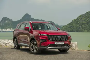 Quyết đấu Mazda CX-5, Ford Territory xác lập giá mới dưới 680 triệu đồng