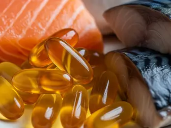 Uống dầu cá mỗi ngày có làm tăng cholesterol trong máu?