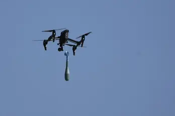 Tổng thống Mỹ Donald Trump ký sắc lệnh tăng cường phòng thủ UAV