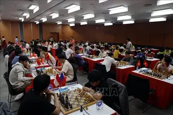 Nearly 100 chess players compete at Quang Ninh int’l grandmaster tournament