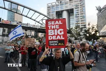 Người dân Israel biểu tình hàng loạt đòi đạt thỏa thuận giải cứu tất cả con tin