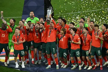 Ronaldo ghi bàn, Bồ Đào Nha vô địch thuyết phục UEFA Nations League