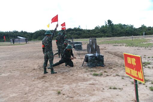 Vững vàng bản lĩnh chiến sĩ mới Vững vàng bản lĩnh chiến sĩ mới