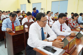HĐND huyện Cần Giuộc tổ chức Kỳ họp thứ 22