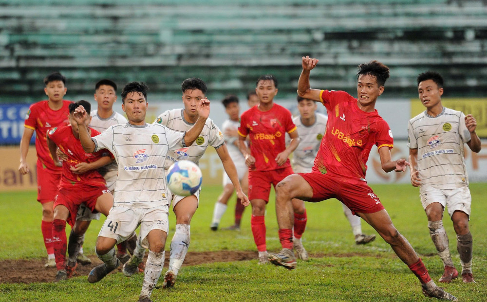 Đội bóng Long An chính thức trụ hạng trước 1 vòng đấu