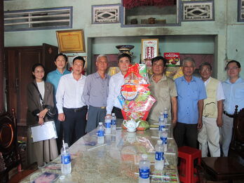 Phó Chủ tịch Hội Nhà báo tỉnh thăm thân nhân gia đình nhà báo liệt sĩ