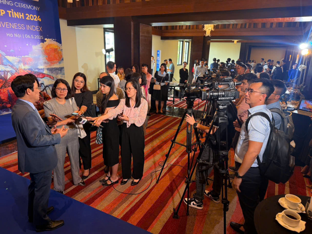 Chống tin giả, trách nhiệm bắt đầu từ mỗi nhà báo