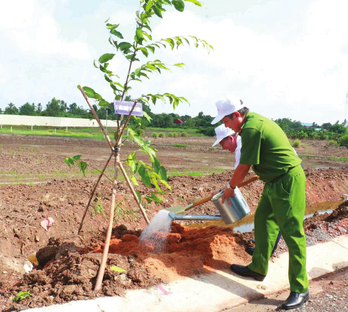 Promoting green lifestyle, reducing plastic waste Promoting green lifestyle, reducing plastic waste