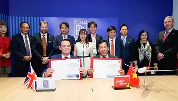 Vietjet places major order for 40 additional Rolls-Royce Trent 7000 engines