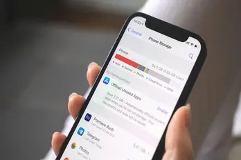 Vì sao dung lượng điện thoại thường là 64GB, 128GB mà không phải con số khác?