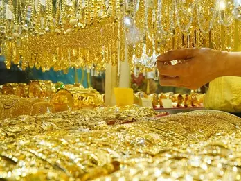 Giá vàng hôm nay 19/6: Mua vàng nhẫn lỗ nhiều hơn vàng miếng