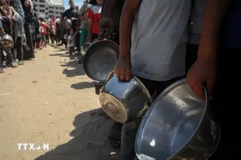 UNICEF cảnh báo trẻ em tại Dải Gaza sẽ bắt đầu chết khát