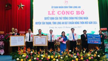 Tân Thạnh đạt chuẩn huyện nông thôn mới