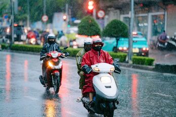 Thời tiết hôm nay 21/6: Hai miền Nam - Bắc tiếp tục mưa to