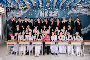 Cố lên 12 ơi!