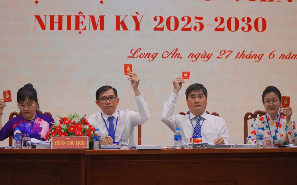 Đảng bộ cơ sở Báo và Đài Phát thanh Truyền hình Long An đề ra 8 chỉ tiêu trọng tâm trong nhiệm kỳ mới