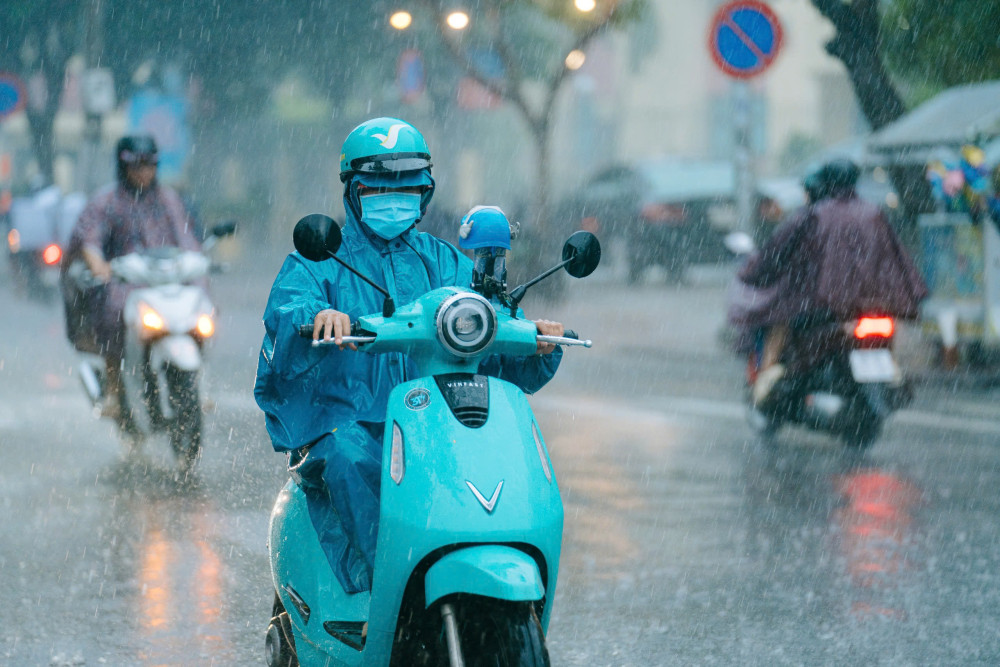 Thời tiết hôm nay 29/6: Miền nào cũng mưa, Bắc Bộ mưa rất to