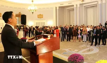 Network of Vietnamese scientists, experts in Canada makes debut