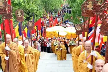 Sharing Buddha’s relics with Vietnam becomes cultural phenomenon: Indian PM