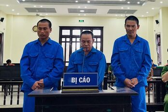 Mua bán trái phép chất ma túy, 3 bị cáo nhận 10 năm tù