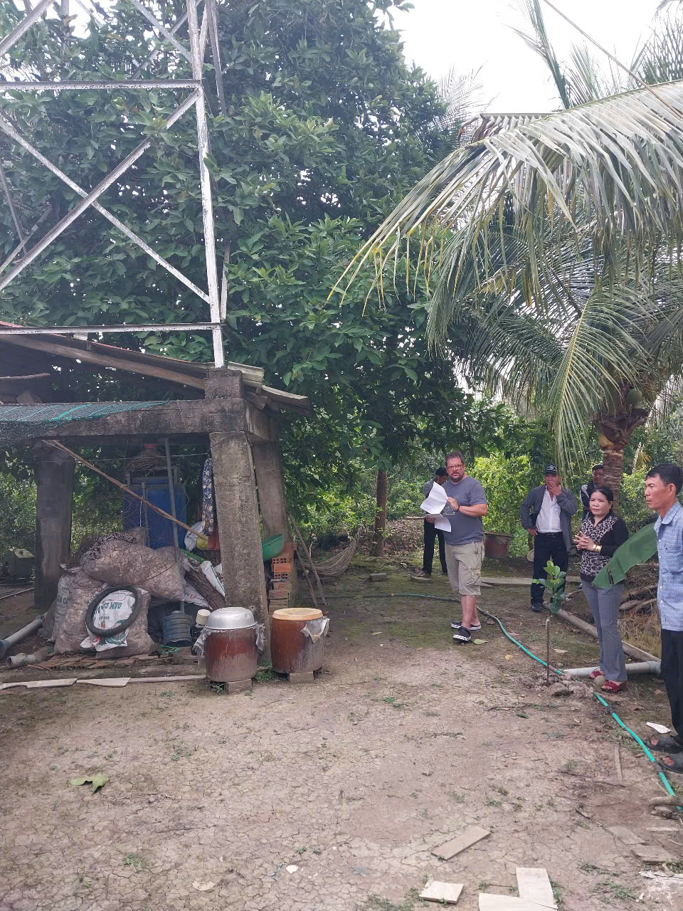 Liên hiệp các tổ chức hữu nghị tỉnh và tổ chức Espérance ACTI/Thuỵ Sỹ khánh thành, bàn giao công trình giếng nước và 2 cầu giao thông nông thôn