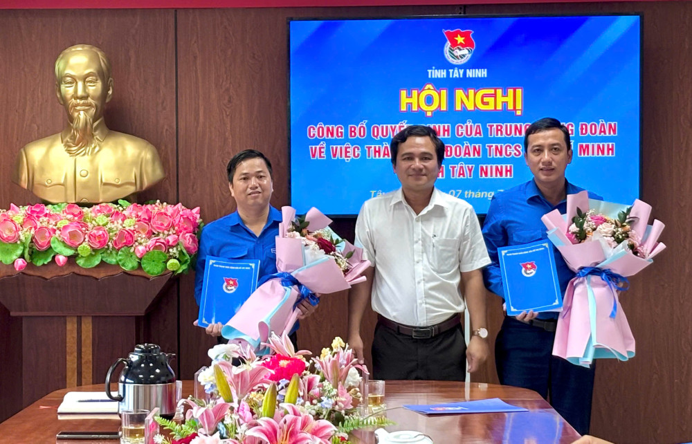 Công bố quyết định thành lập Đoàn Thanh niên Cộng sản Hồ Chí Minh tỉnh Tây Ninh