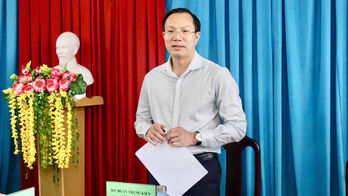 Lãnh đạo UBND tỉnh Tây Ninh làm việc với Ban Giám đốc Sở Giáo dục và Đào tạo