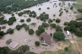Mỹ: Hơn 100 người thiệt mạng do lũ lụt nghiêm trọng tại bang Texas