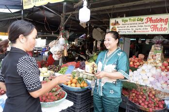 Tiểu thương ứng dụng công nghệ