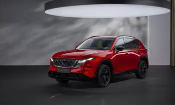 Mazda CX-5 2026 chính thức lộ diện, đổi màn hình giải trí to như máy tính