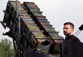Mỹ xác nhận vũ khí đang được chuyển cho Ukraine