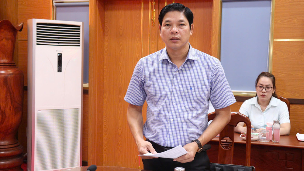 Chủ tịch UBND tỉnh Tây Ninh tỉnh kiểm tra các hoạt động của xã Cần Giuộc