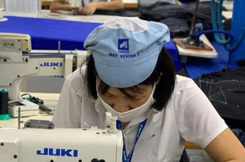 Đề xuất mức tăng lương tối thiểu vùng từ 250.000 - 350.000 đồng/tháng Đề xuất mức tăng lương tối thiểu vùng từ 250.000 - 350.000 đồng/tháng