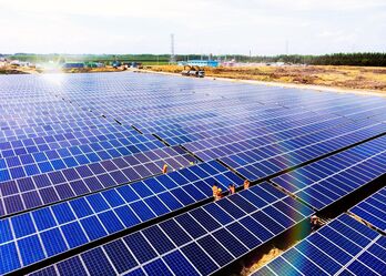 Đẩy nhanh tiến độ quy hoạch, triển khai các dự án điện mặt trời