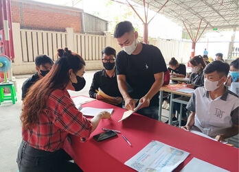 Doanh nghiệp với nhu cầu tuyển dụng lao động Doanh nghiệp với nhu cầu tuyển dụng lao động