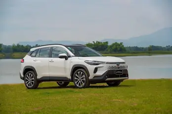 Toyota Corolla Cross - Từ khởi đầu đến top đầu