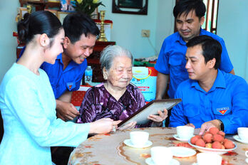 Không thể xuyên tạc chính sách đối với người có công với cách mạng