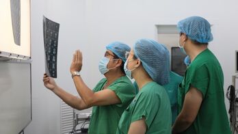 Bệnh viện Đa khoa Tây Ninh tiếp nhận chuyển giao kỹ thuật 'Đào tạo cơ bản về Nội soi tiết niệu' từ Bệnh viện Chợ Rẫy