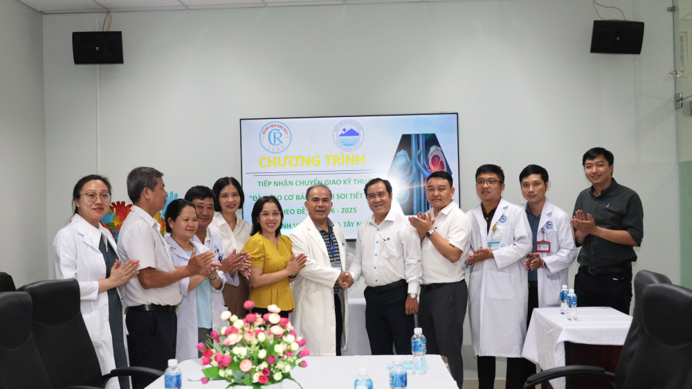 Bệnh viện Đa khoa Tây Ninh tiếp nhận chuyển giao kỹ thuật 'Đào tạo cơ bản về Nội soi tiết niệu' từ Bệnh viện Chợ Rẫy